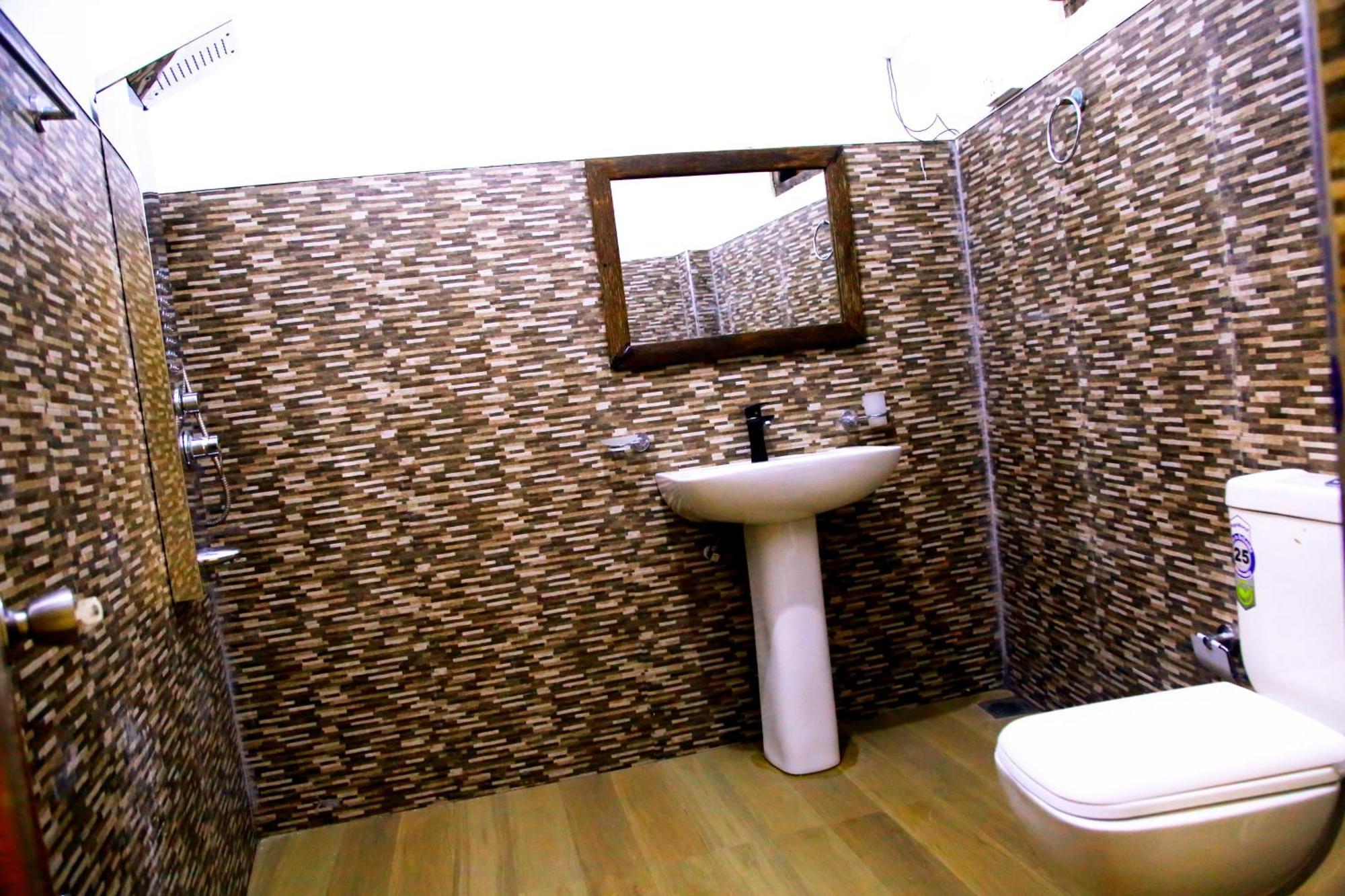 אלה Rock Paradise Homestay מראה חיצוני תמונה