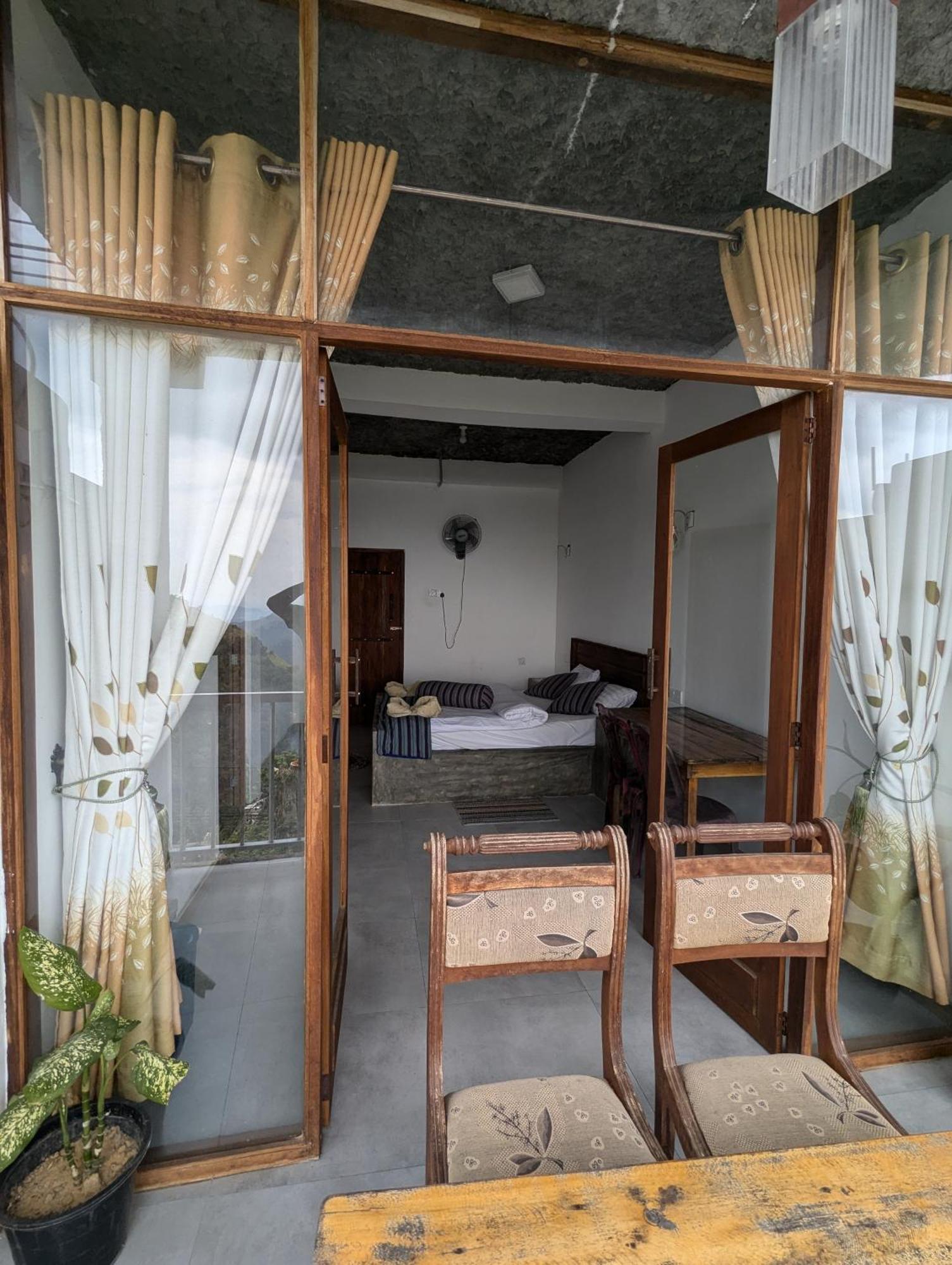 אלה Rock Paradise Homestay מראה חיצוני תמונה